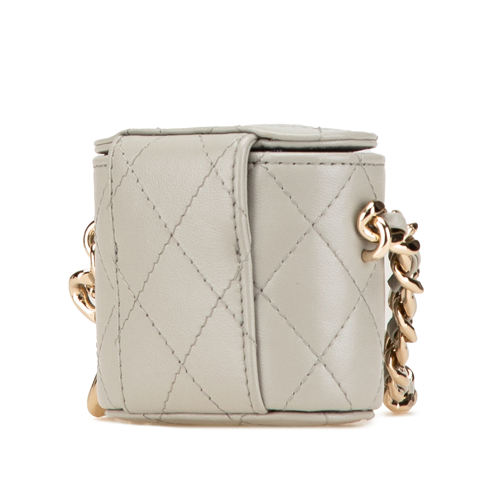 Pre-Loved Chanel Mini Lambskin Elegant Chain Vanity Case - Picture 2 of 11